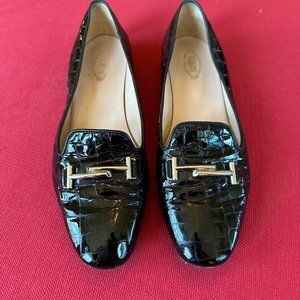 Tod’s Loafers black patent crocodile leather with silver buckle